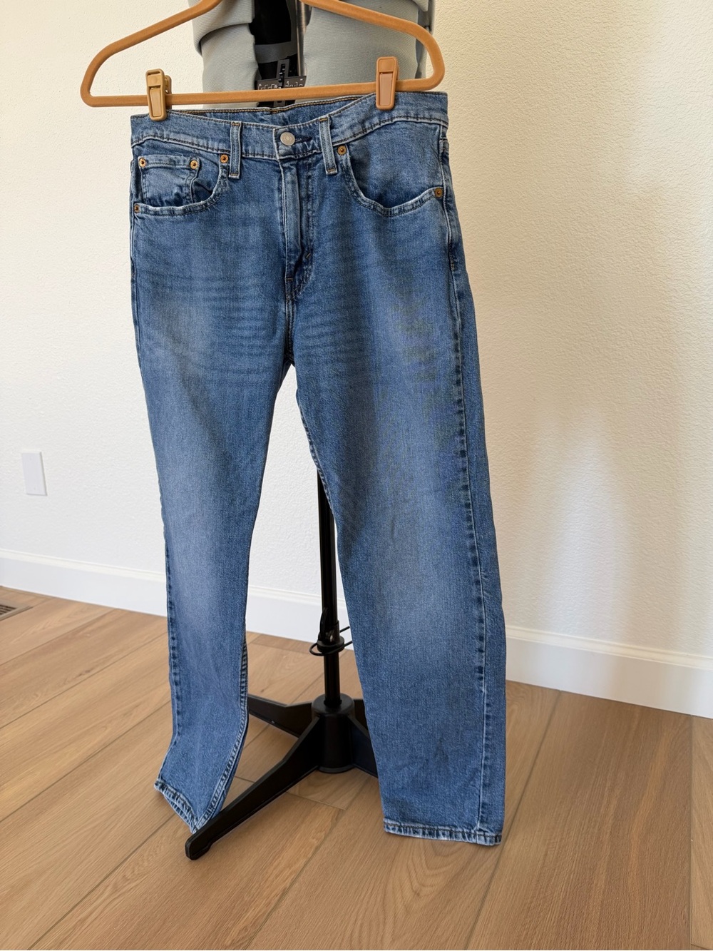 Levi's Women's Straight-Leg Jeans Size 32 Waist